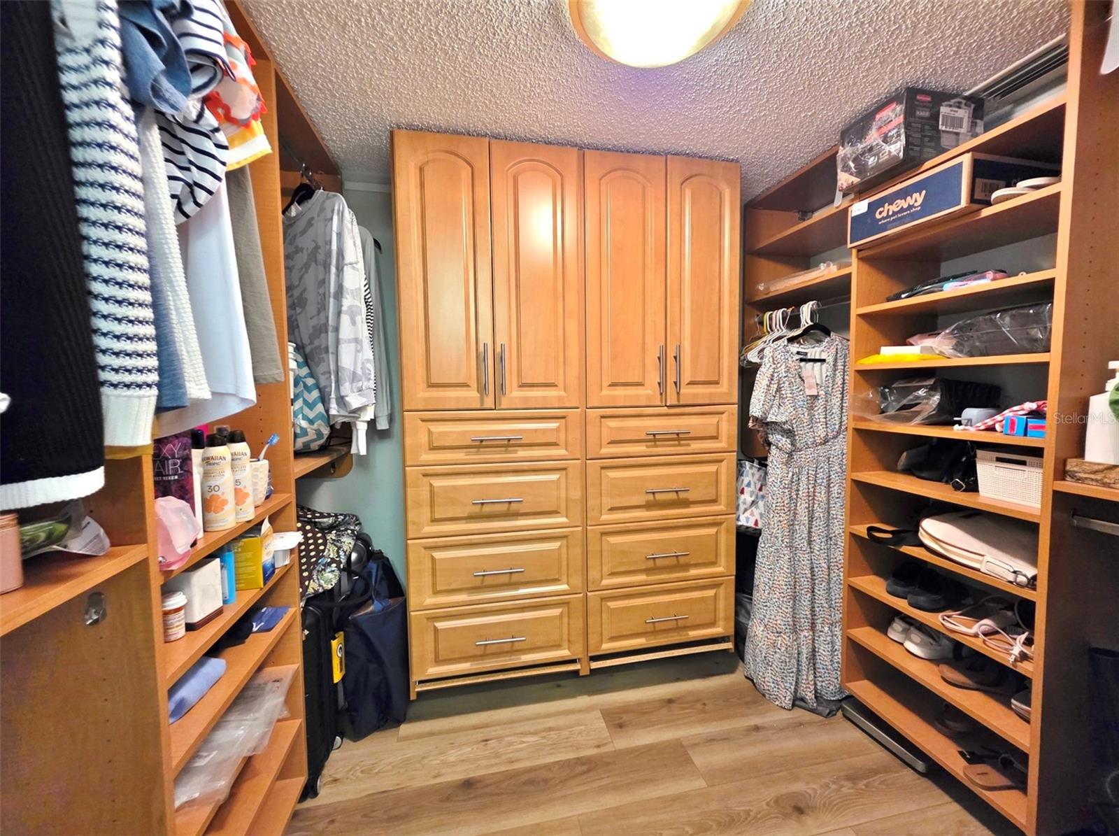 Image 12 of 76 For 4570 Pinebrook Circle 208