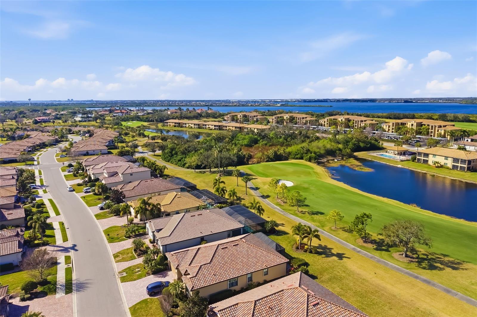 Image 15 of 80 For 6462 Willowshire Way