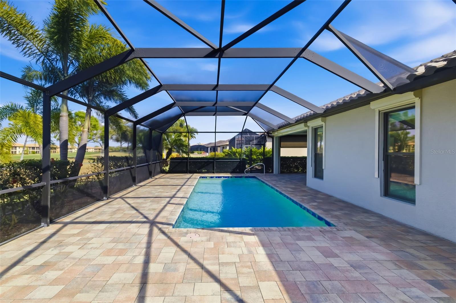 Image 16 of 80 For 6462 Willowshire Way