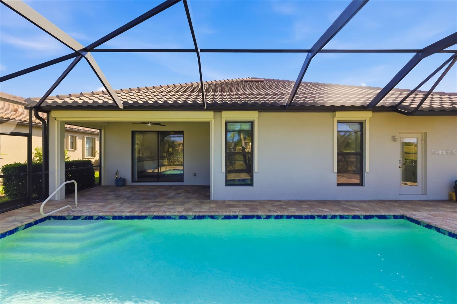 Image 17 of 80 For 6462 Willowshire Way