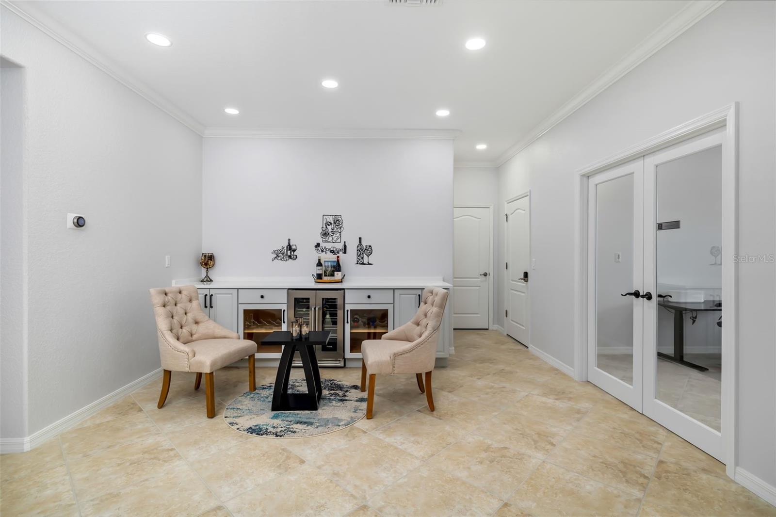 Image 35 of 80 For 6462 Willowshire Way