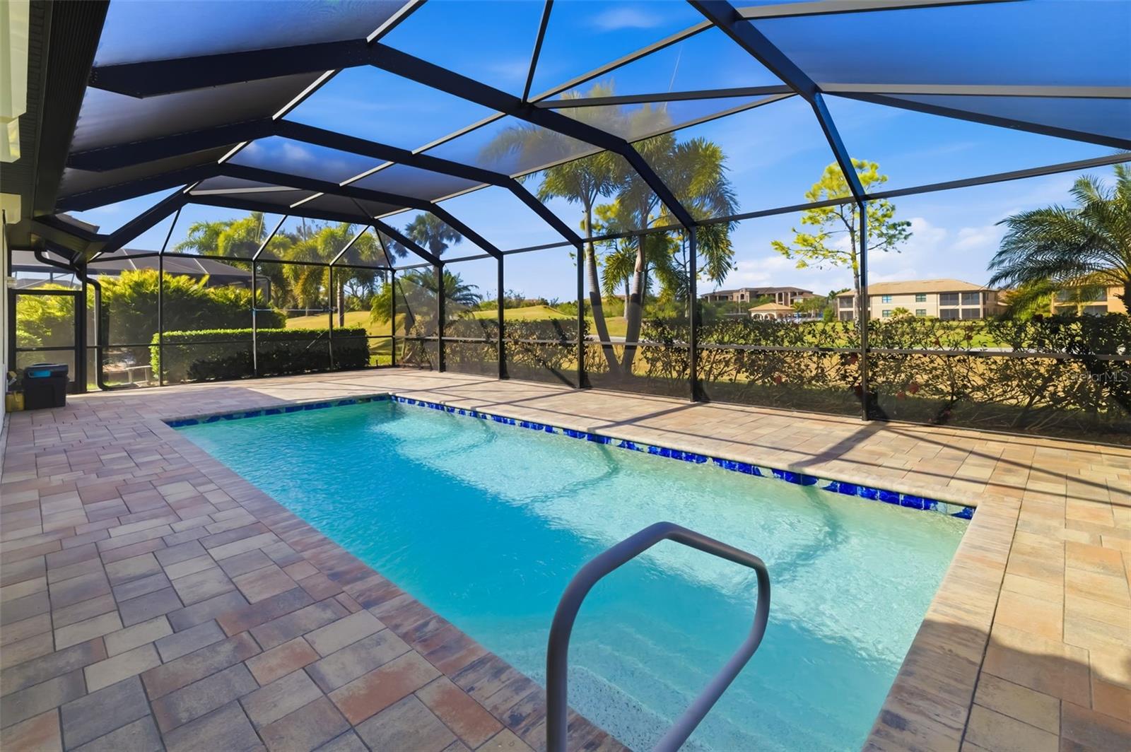 Image 5 of 80 For 6462 Willowshire Way