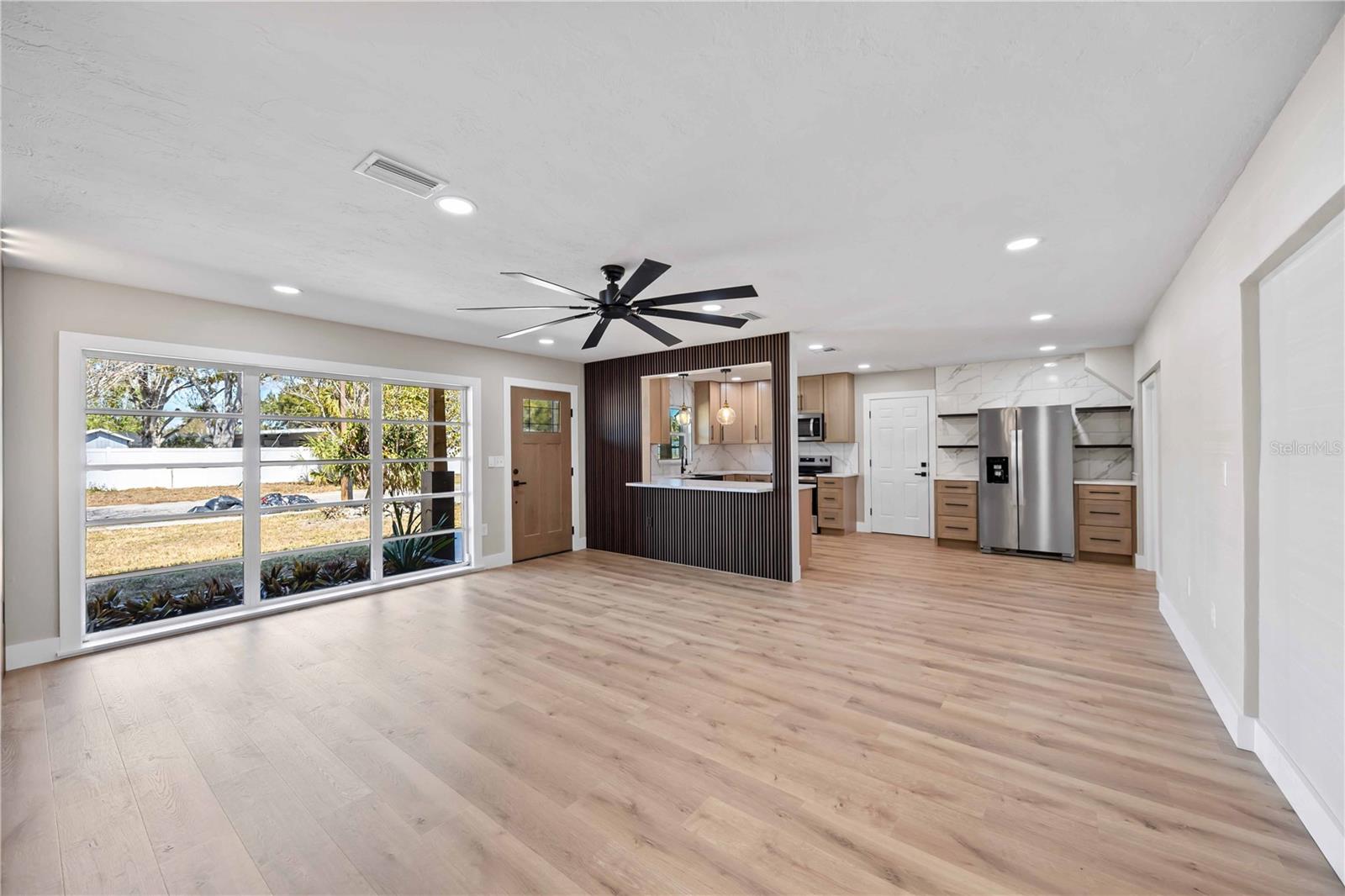 Image 12 of 44 For 2770 Wood Street