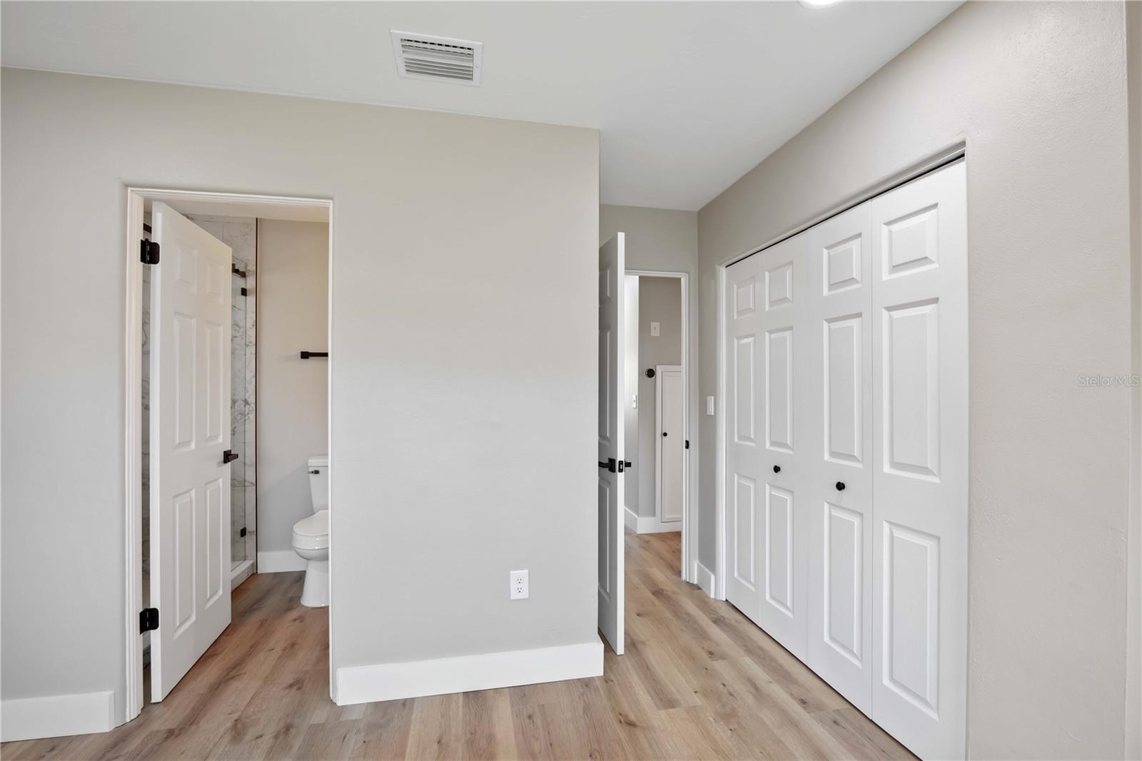 Image 17 of 44 For 2770 Wood Street