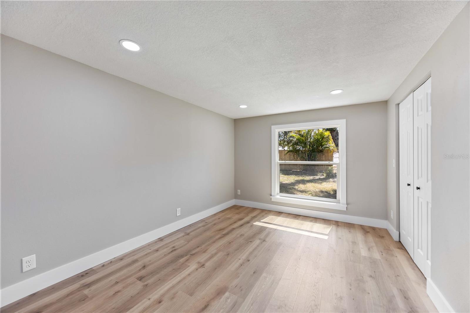 Image 26 of 44 For 2770 Wood Street