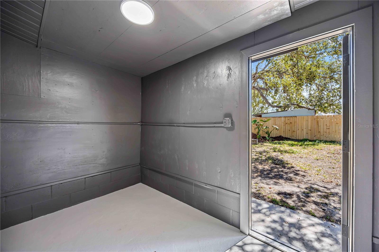 Image 38 of 44 For 2770 Wood Street