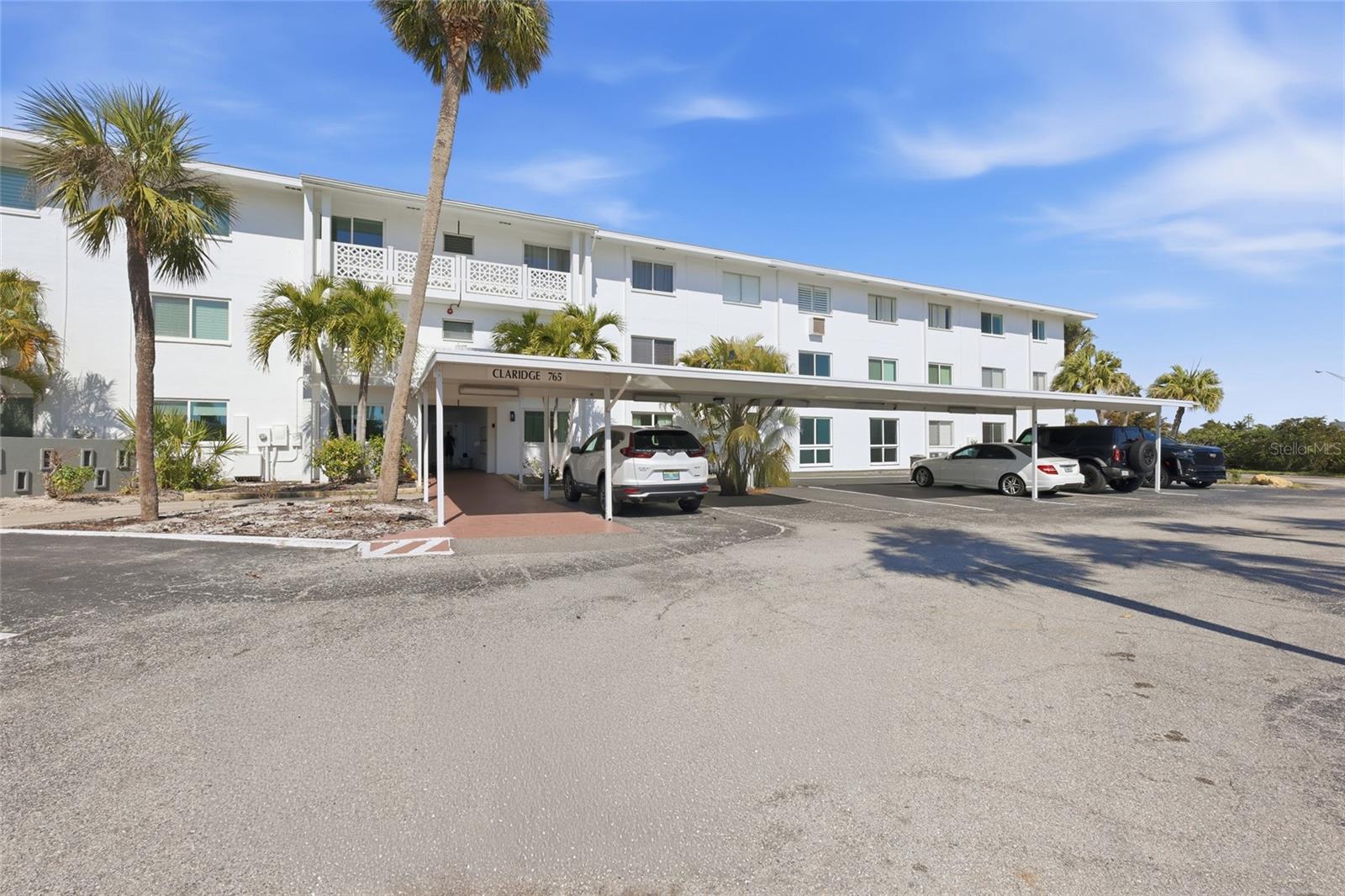 Image 18 of 55 For 765 John Ringling Boulevard 23