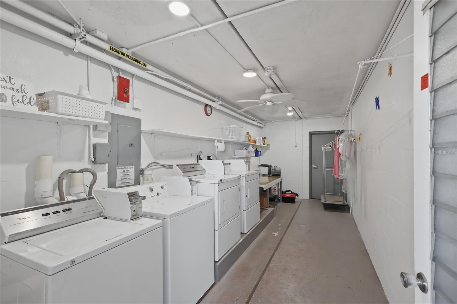 Image 24 of 55 For 765 John Ringling Boulevard 23