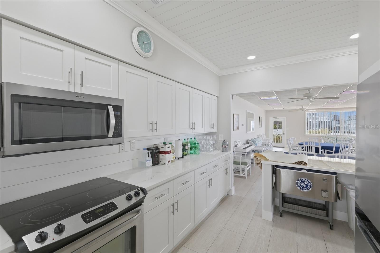 Image 31 of 55 For 765 John Ringling Boulevard 23