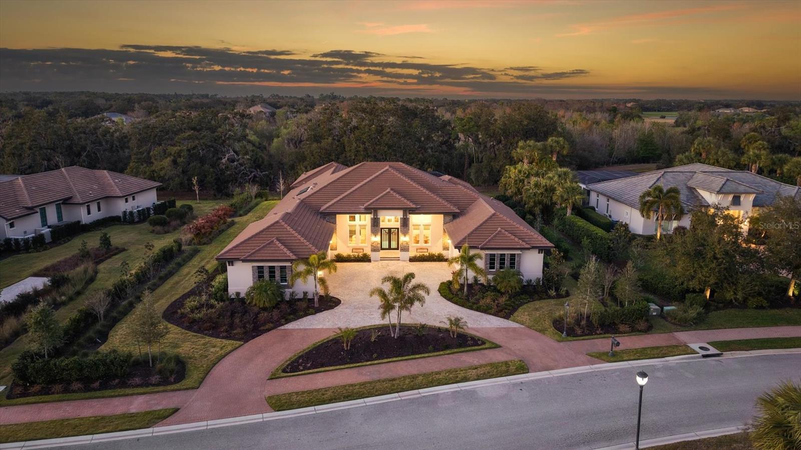 Image 3 of 86 For 3927 Founders Club Drive