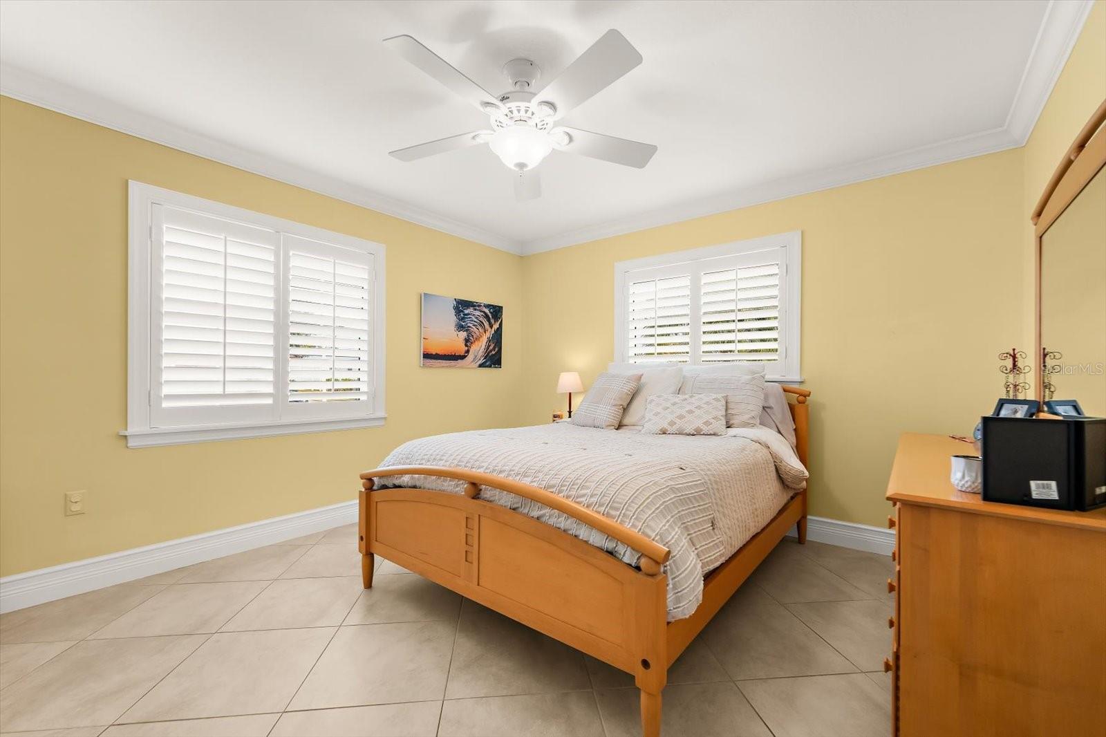 Image 34 of 55 For 5723 1st Avenue Drive W