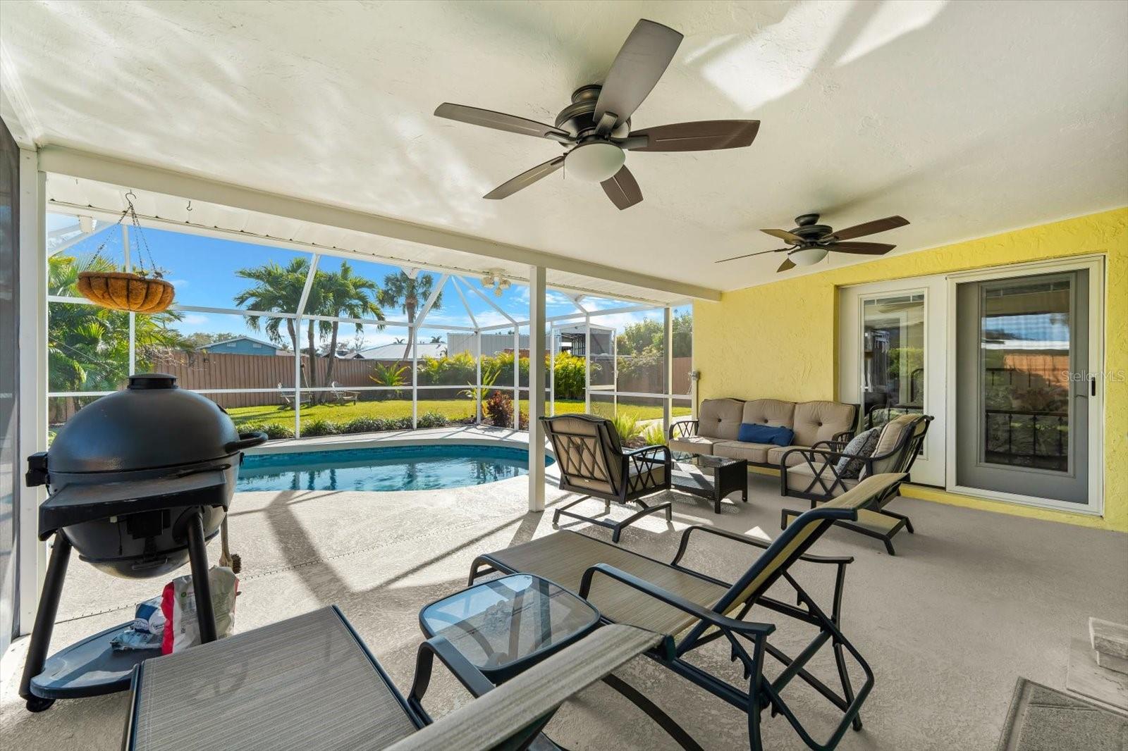 Image 38 of 55 For 5723 1st Avenue Drive W