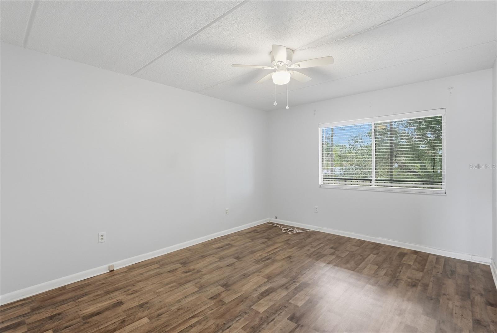 Image 10 of 21 For 4435 1st Street Ne 205