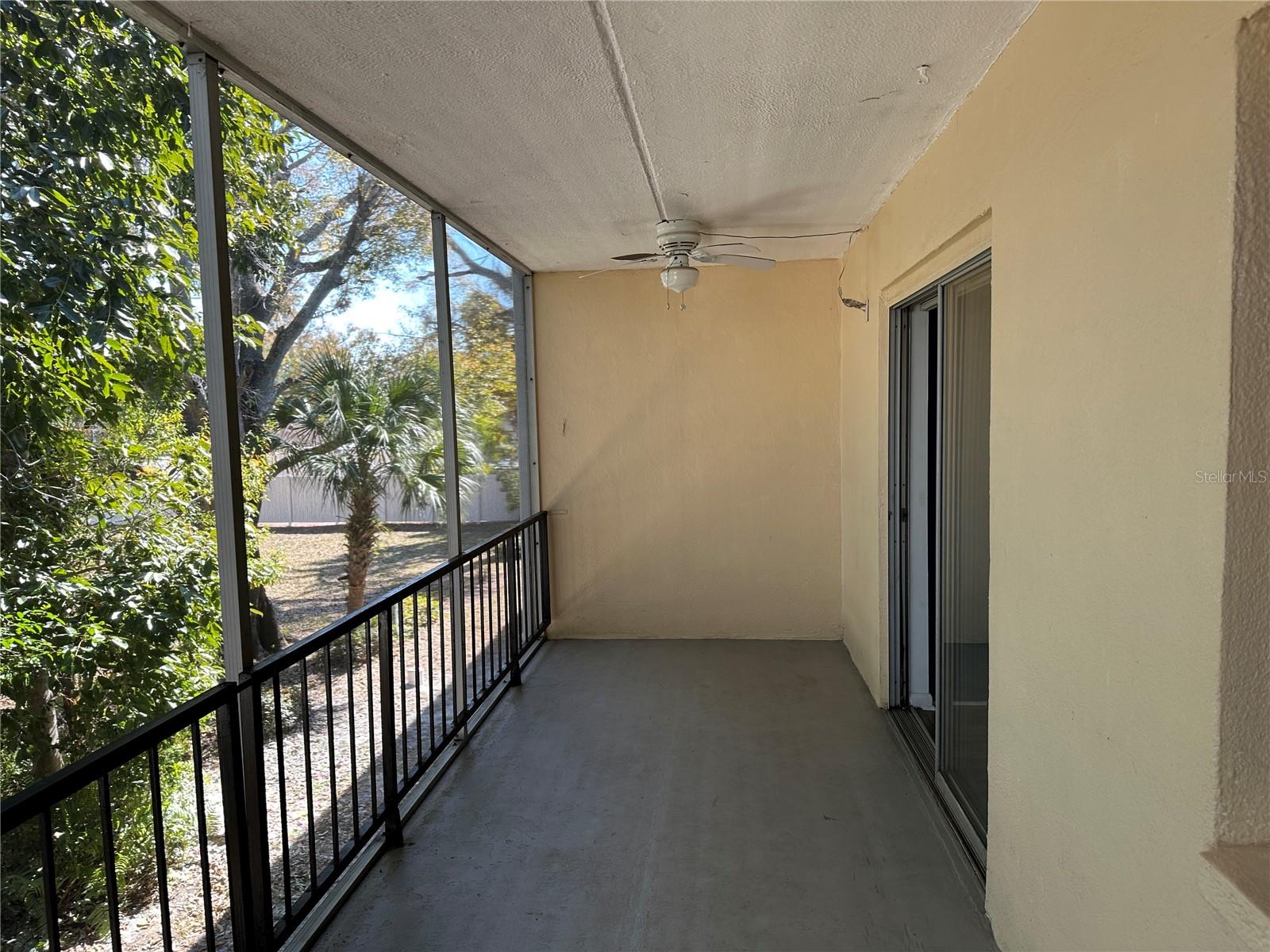 Image 17 of 21 For 4435 1st Street Ne 205