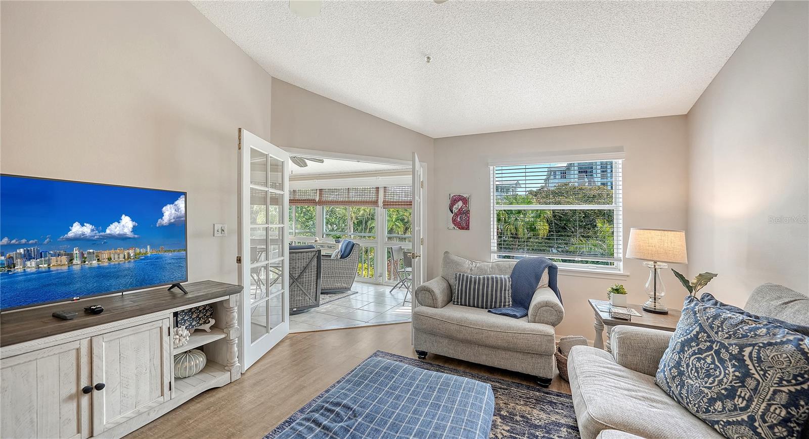 Image 15 of 45 For 1350 Siesta Bayside Drive 1350b