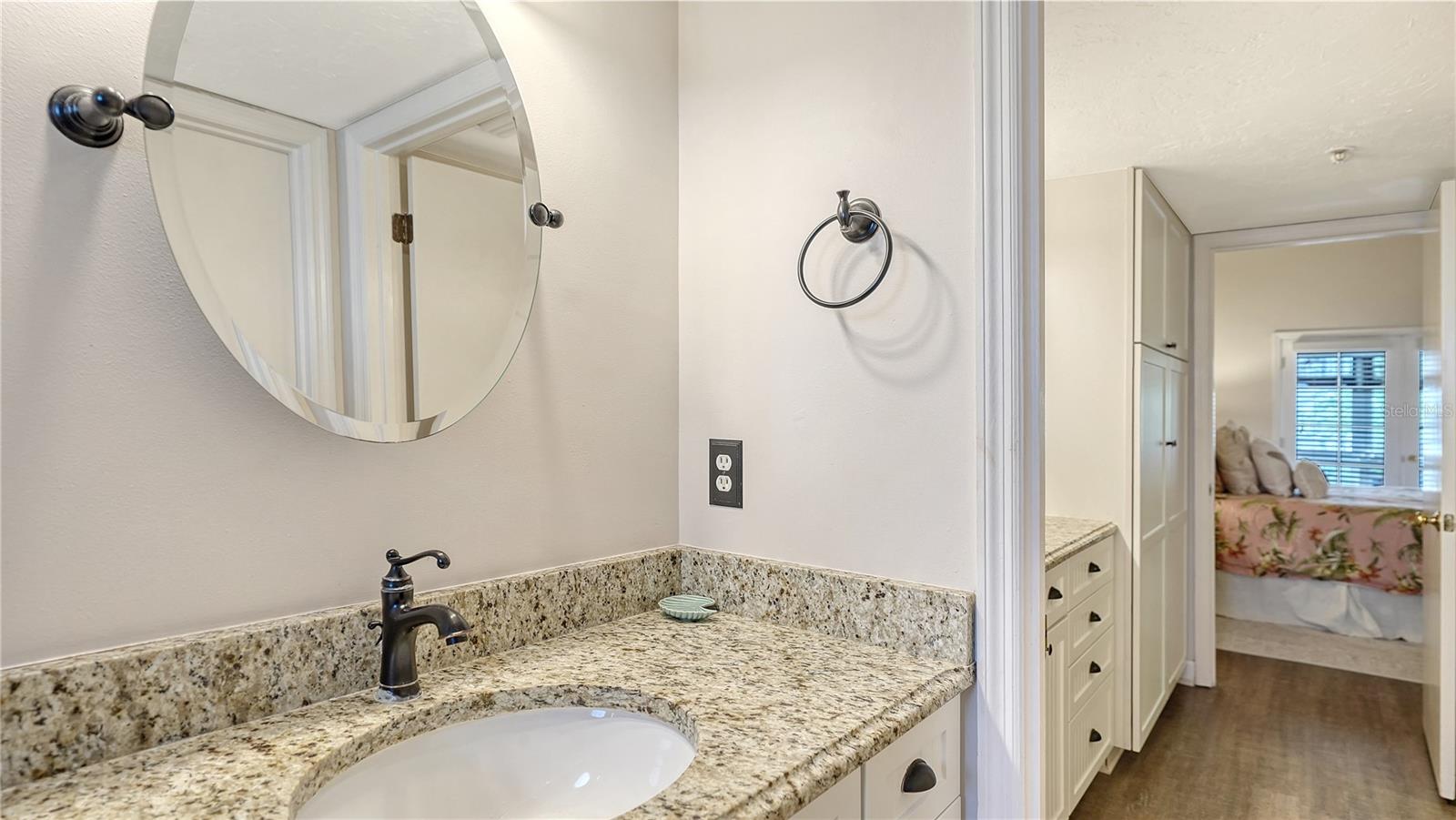 Image 22 of 45 For 1350 Siesta Bayside Drive 1350b