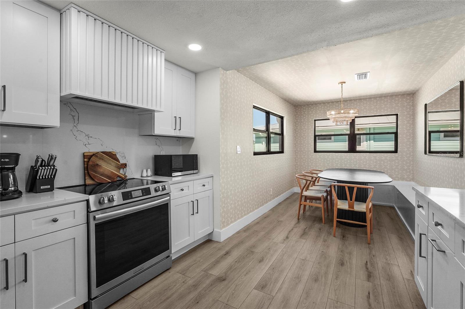 Image 10 of 84 For 519 Loquat Drive