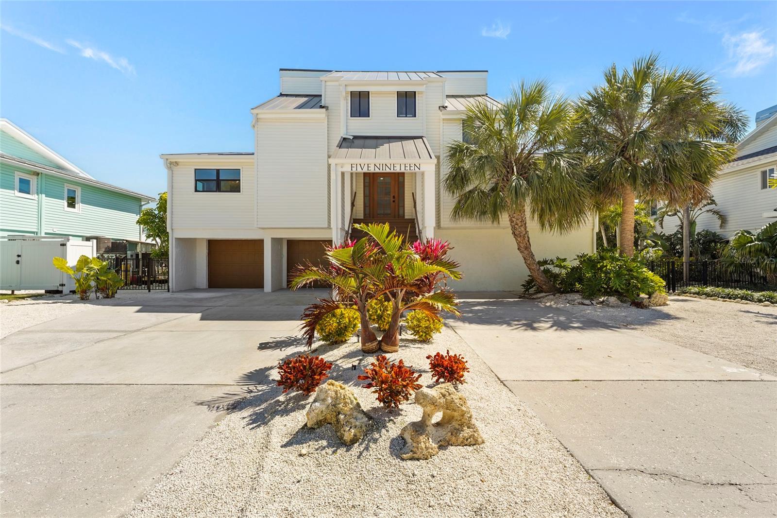 Image 22 of 84 For 519 Loquat Drive