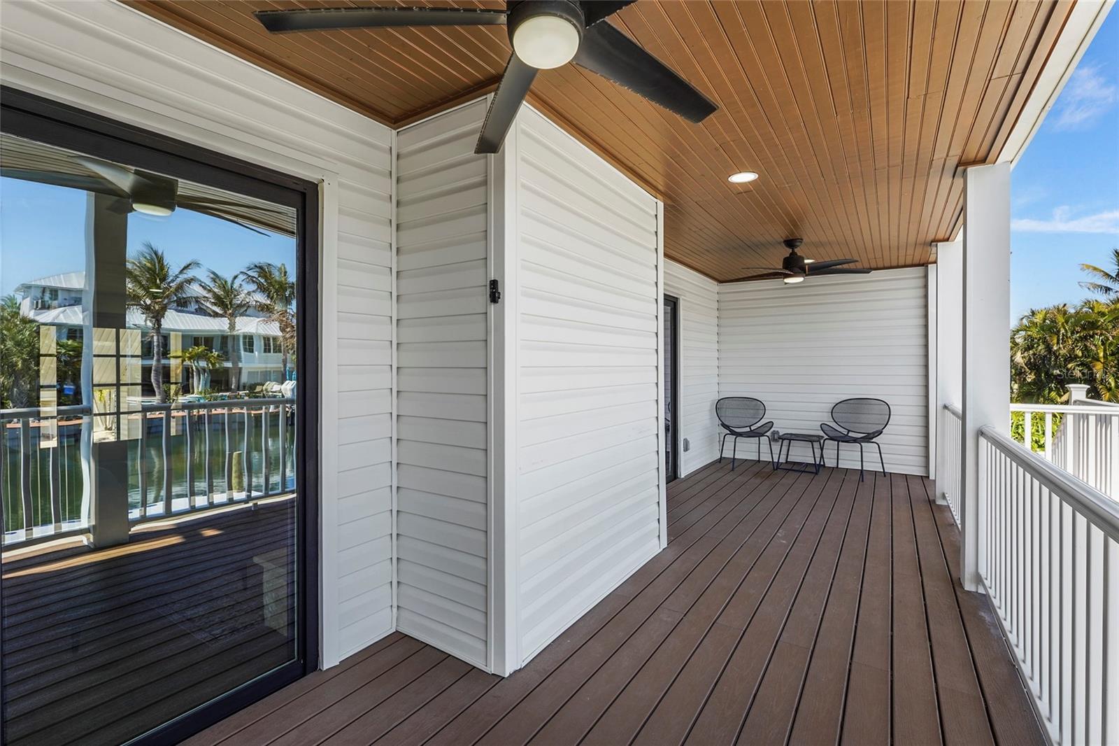 Image 42 of 84 For 519 Loquat Drive