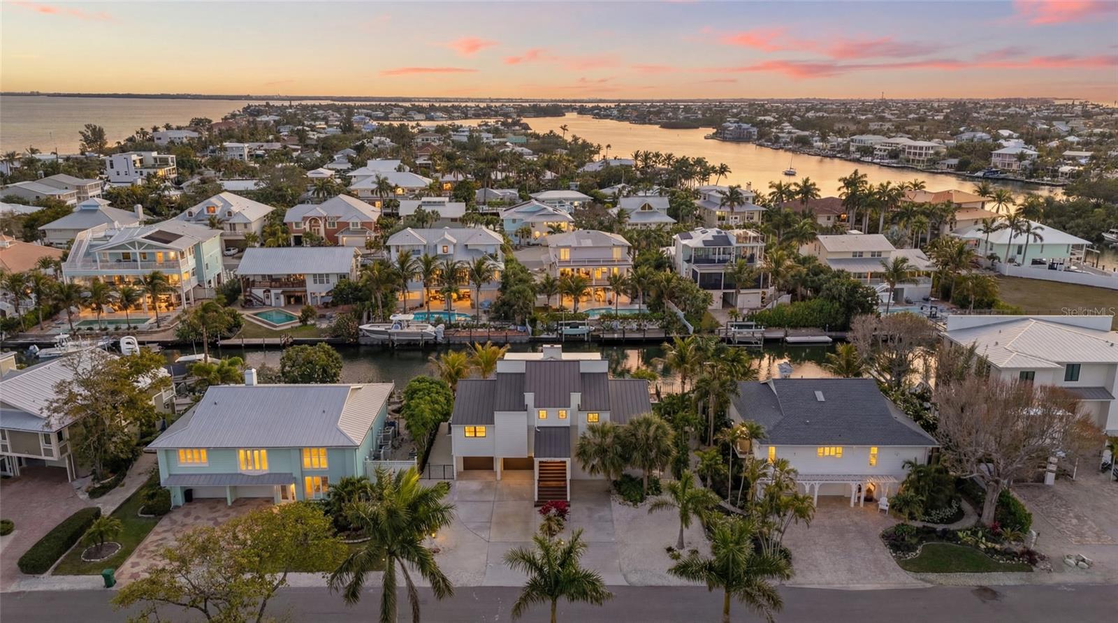 Image 76 of 84 For 519 Loquat Drive