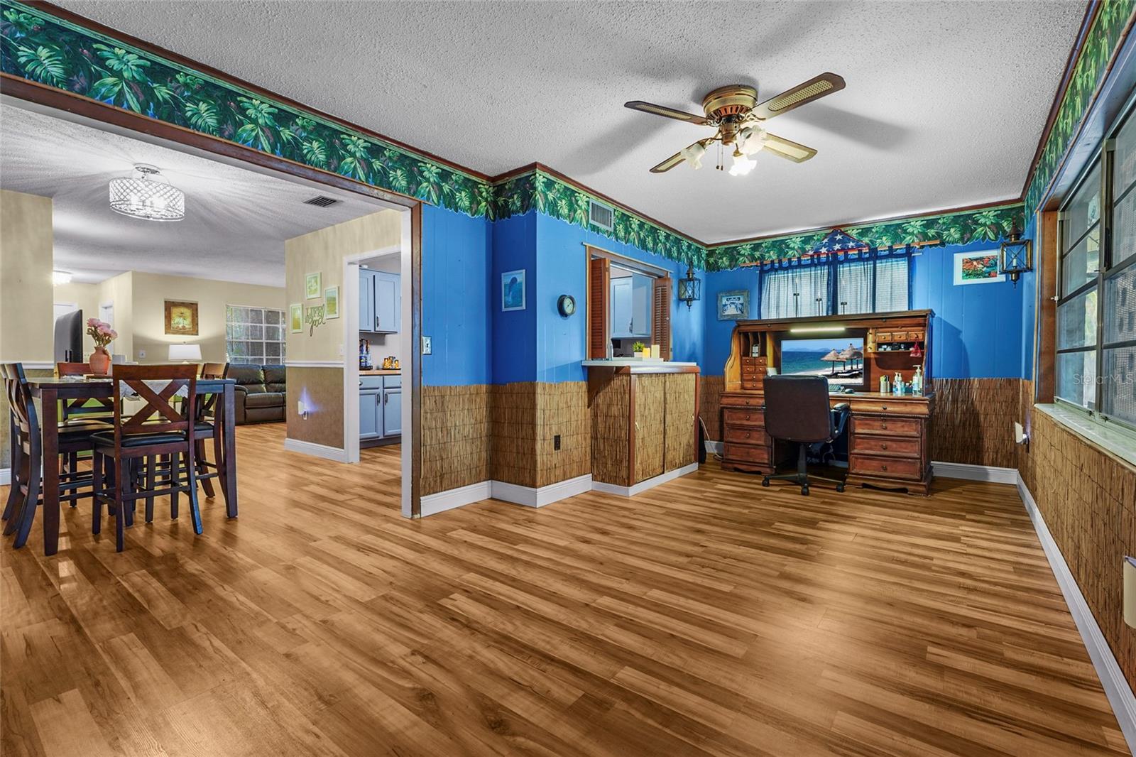 Image 24 of 49 For 5003 20th Avenue W