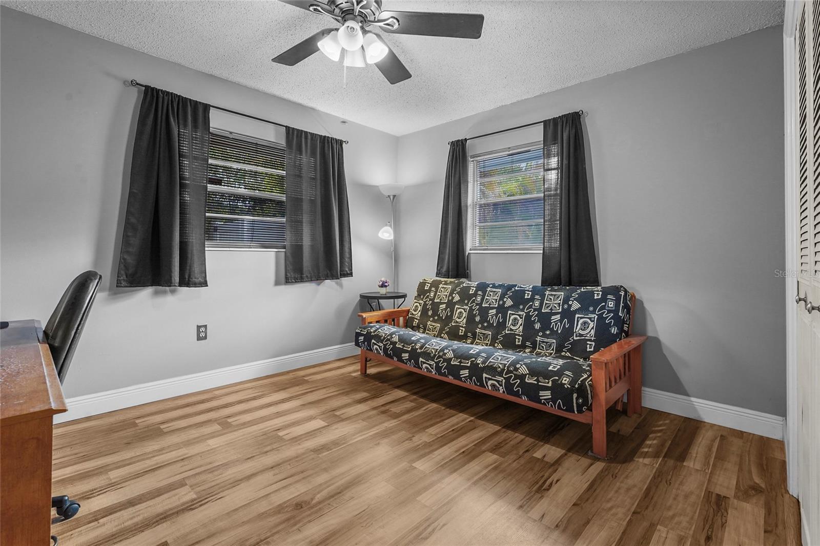 Image 32 of 49 For 5003 20th Avenue W