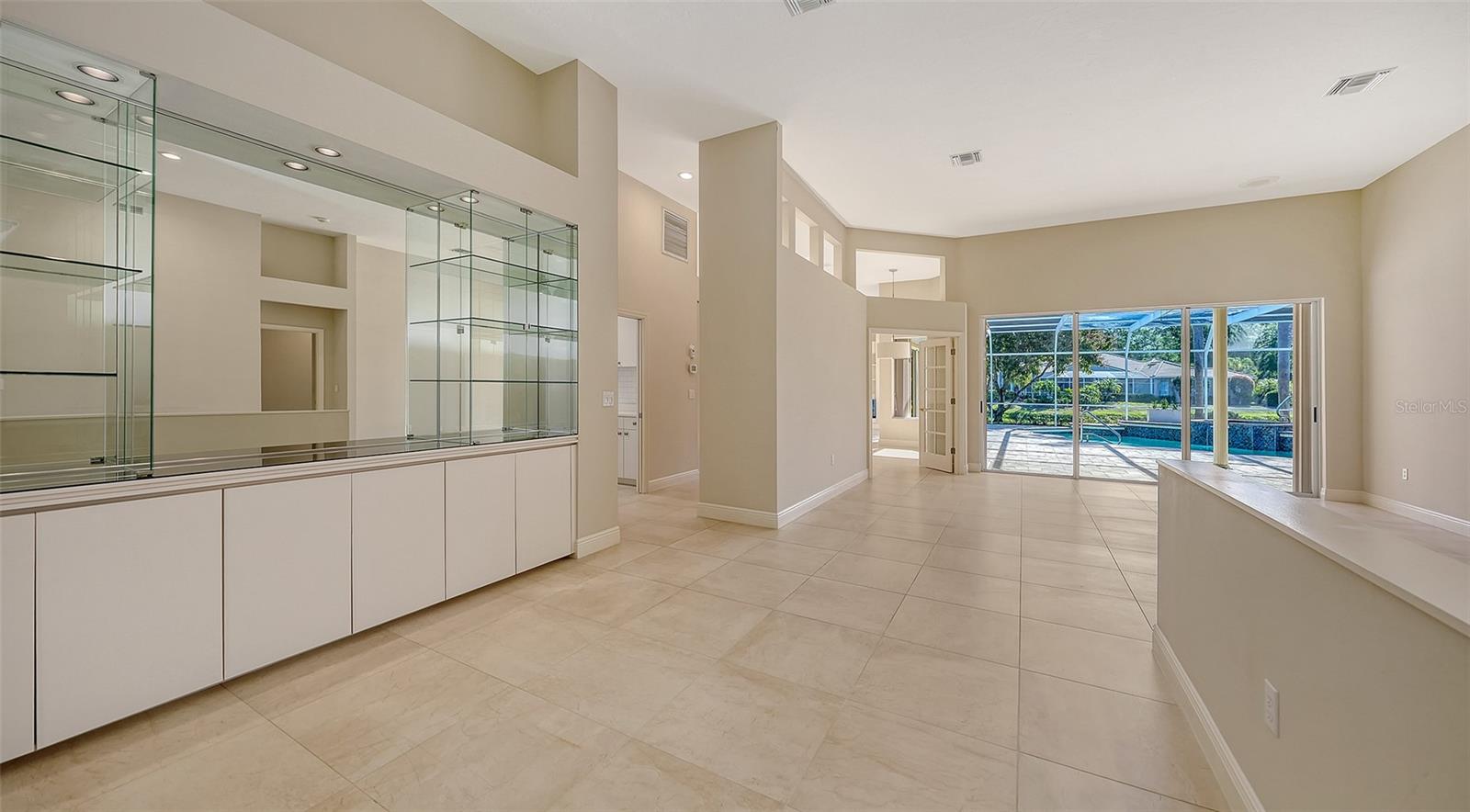 Image 11 of 88 For 6309 Thorndon Circle