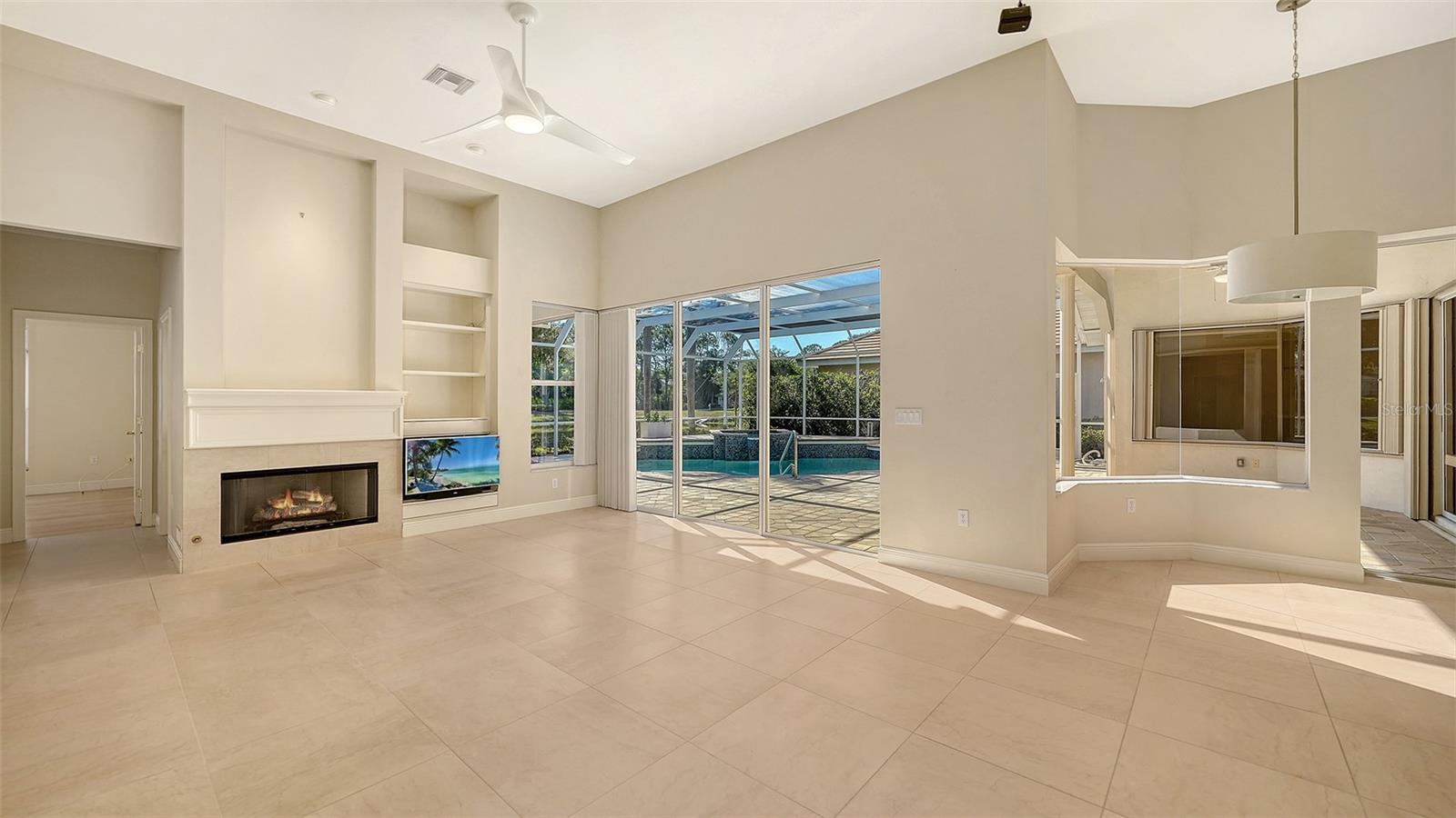 Image 23 of 88 For 6309 Thorndon Circle