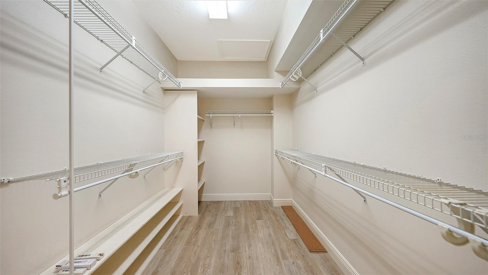 Image 31 of 88 For 6309 Thorndon Circle