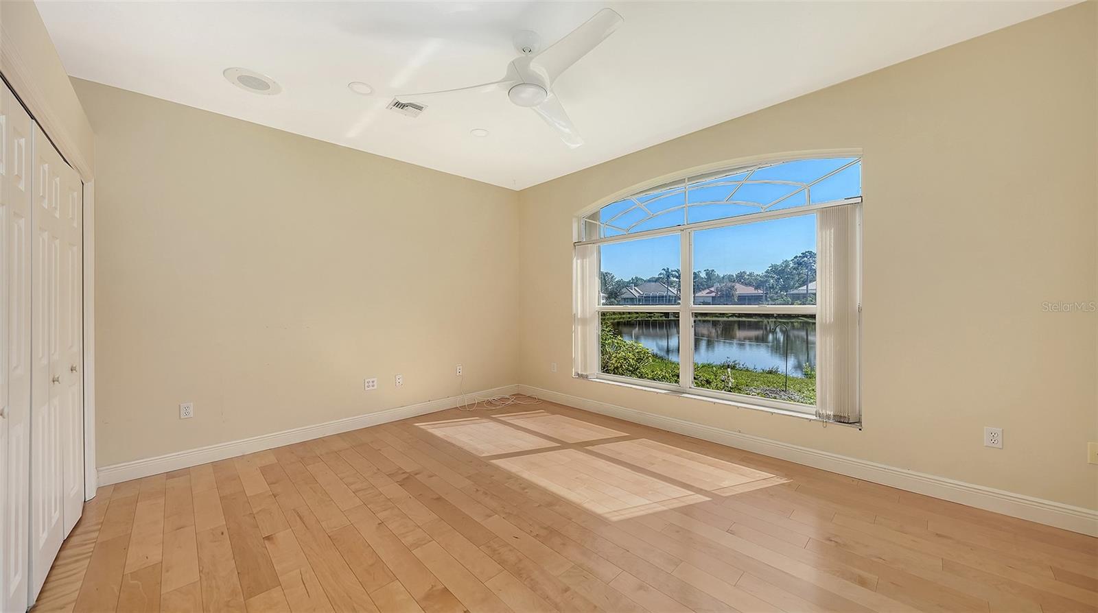 Image 45 of 88 For 6309 Thorndon Circle