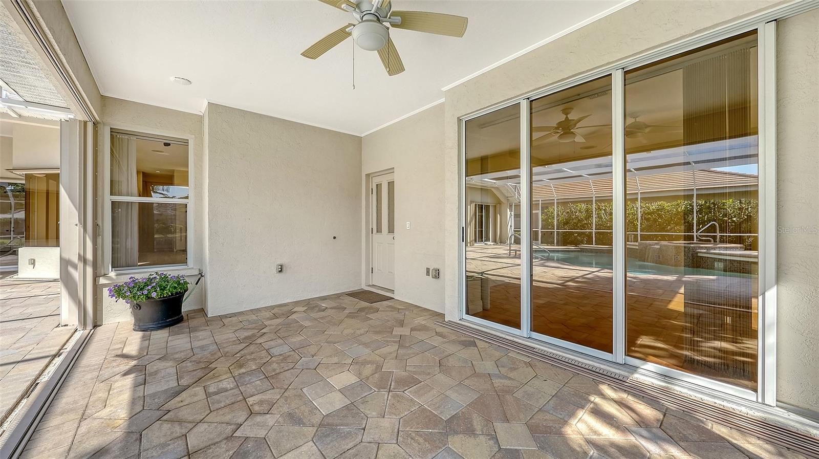 Image 56 of 88 For 6309 Thorndon Circle