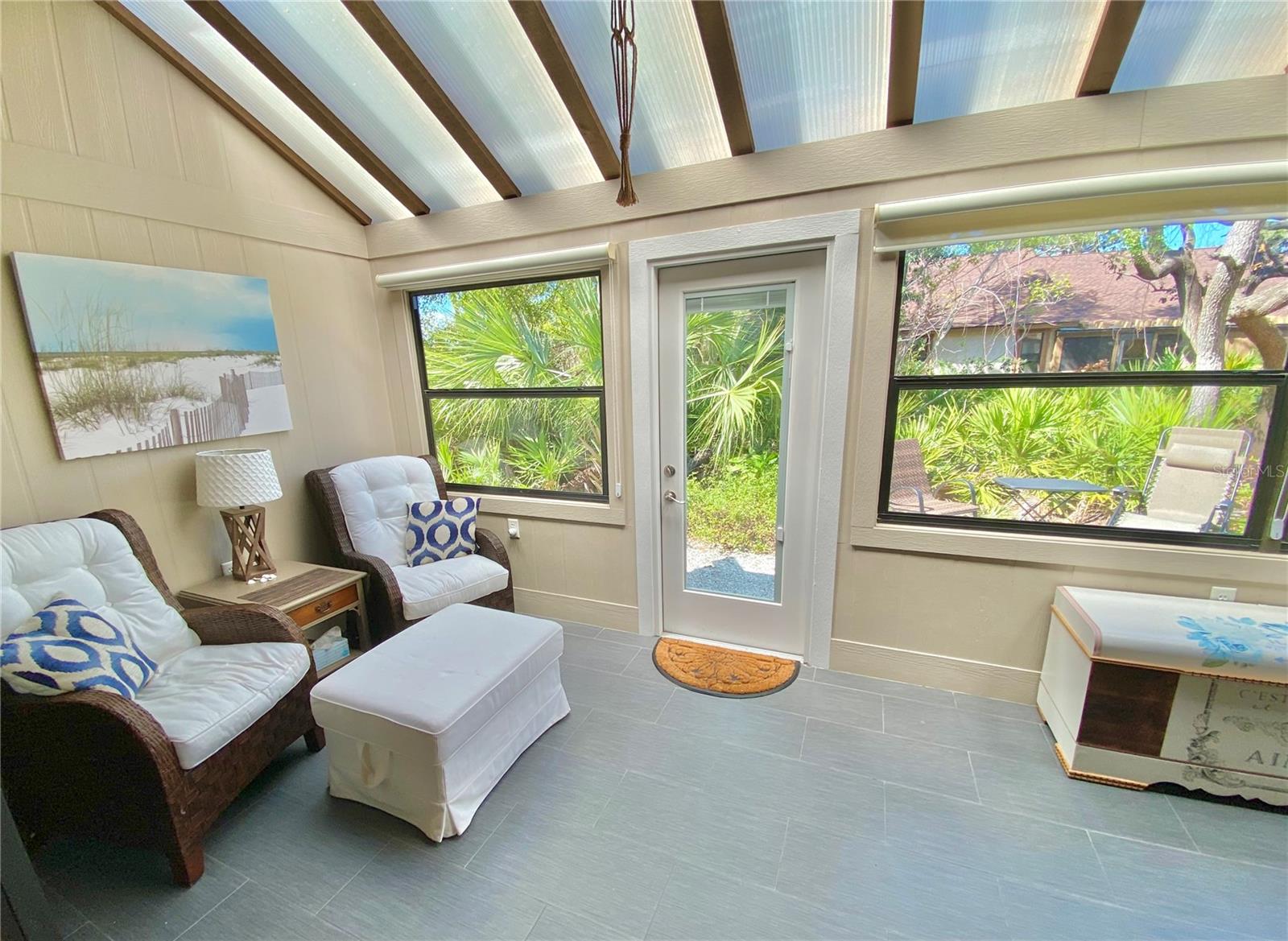 Image 13 of 60 For 7523 4th Avenue W