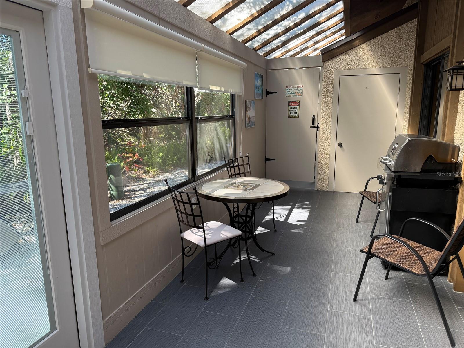 Image 26 of 60 For 7523 4th Avenue W