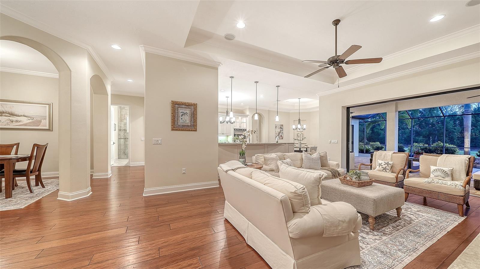 Image 11 of 93 For 15404 Linn Park Terrace