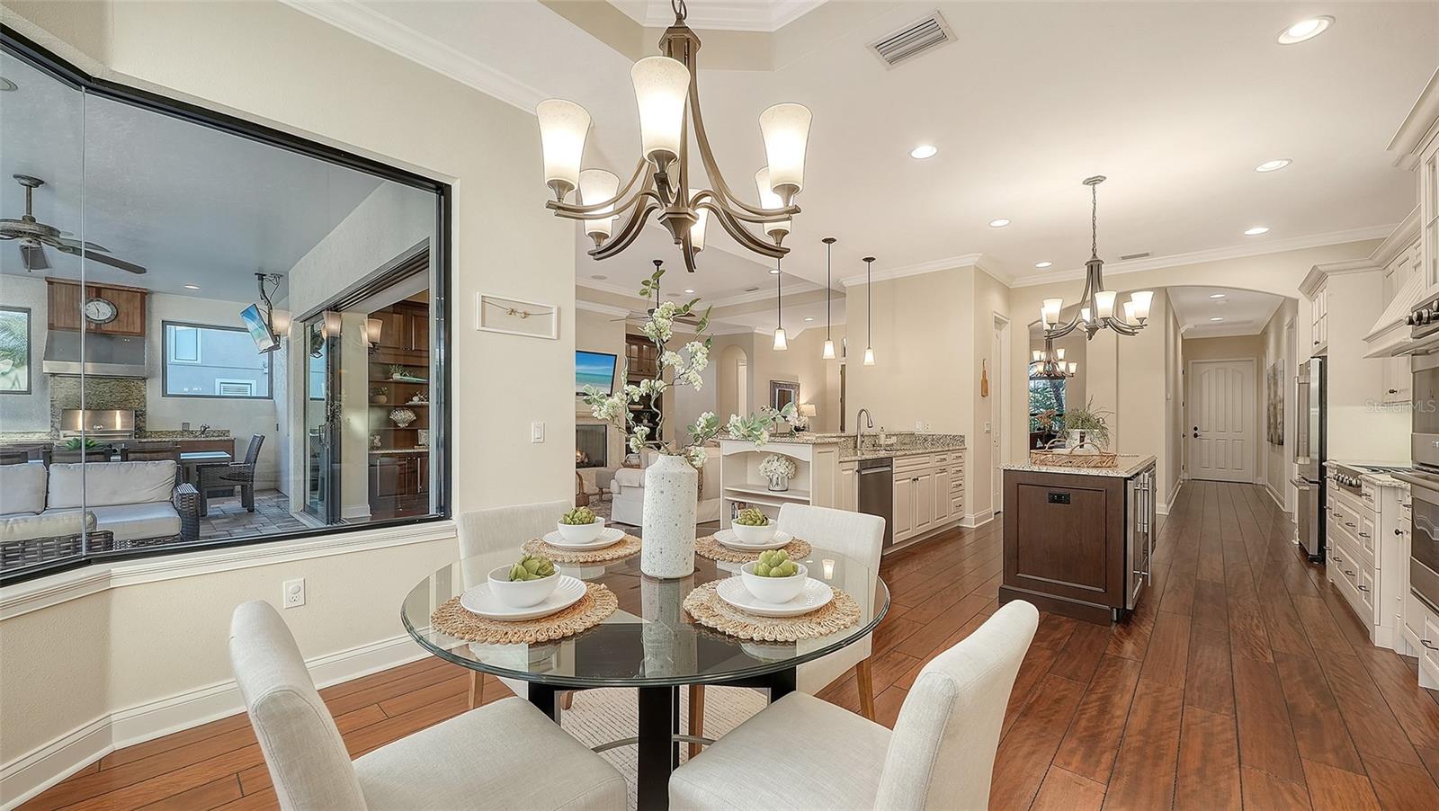 Image 23 of 93 For 15404 Linn Park Terrace