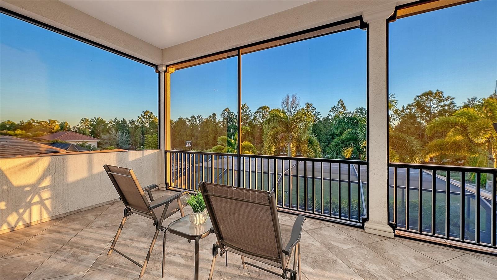 Image 36 of 93 For 15404 Linn Park Terrace