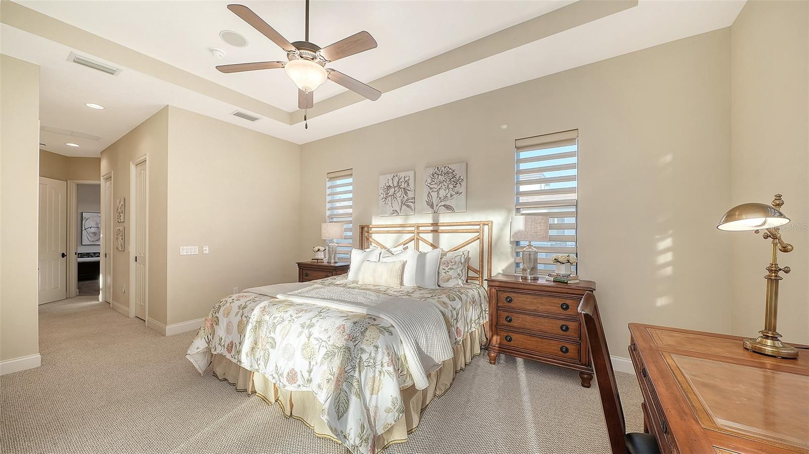 Image 54 of 93 For 15404 Linn Park Terrace