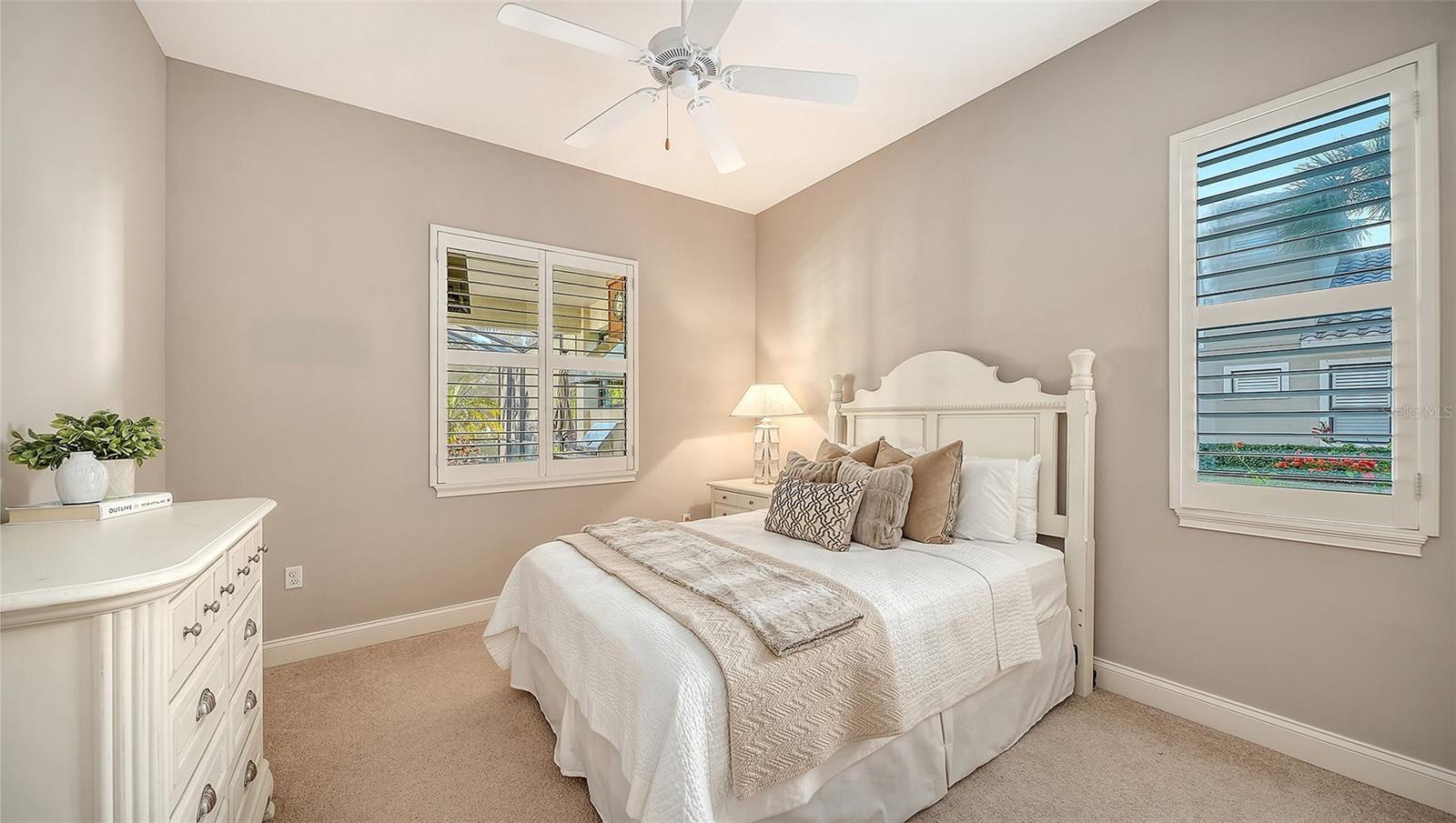 Image 63 of 93 For 15404 Linn Park Terrace