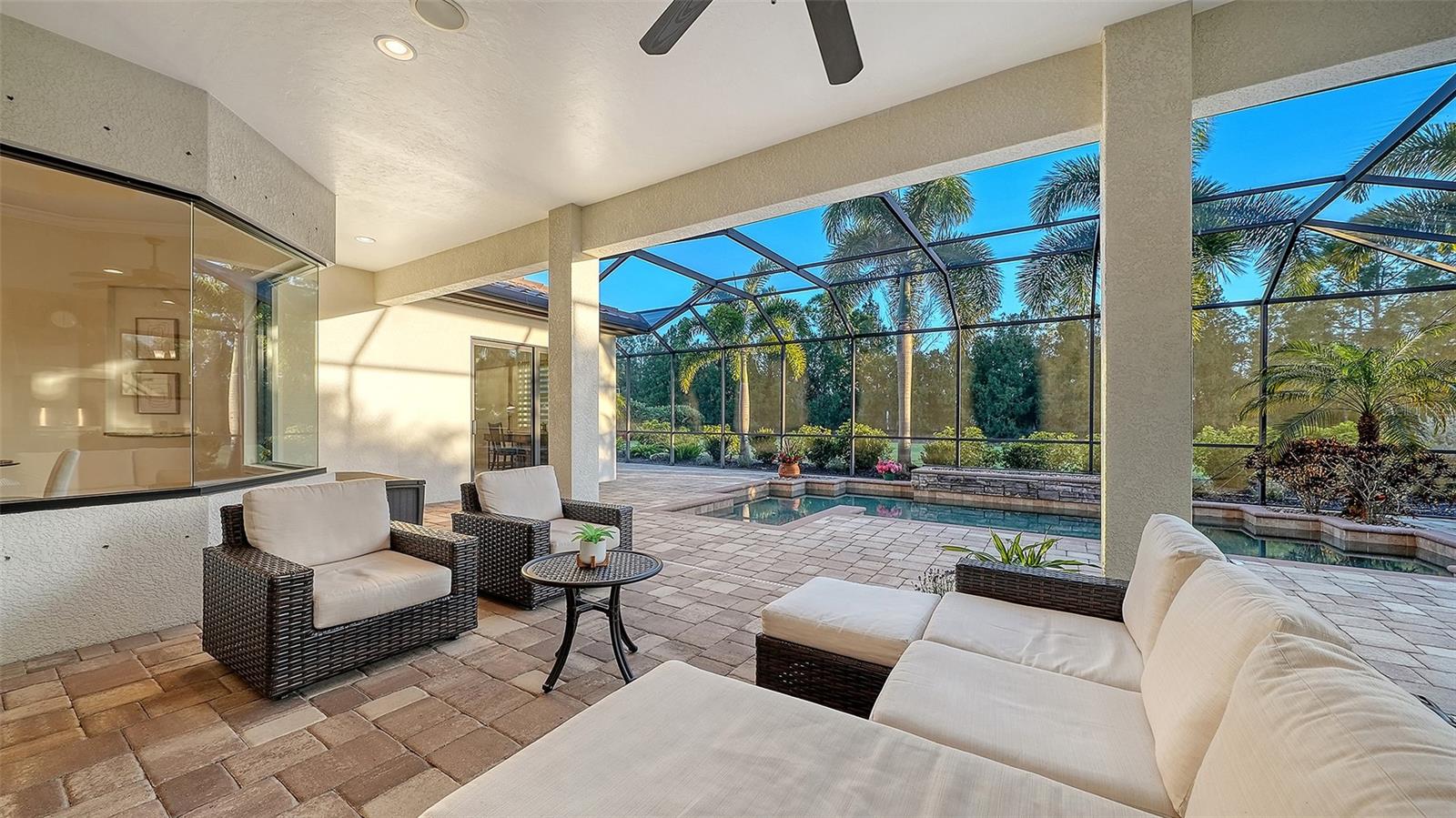 Image 72 of 93 For 15404 Linn Park Terrace