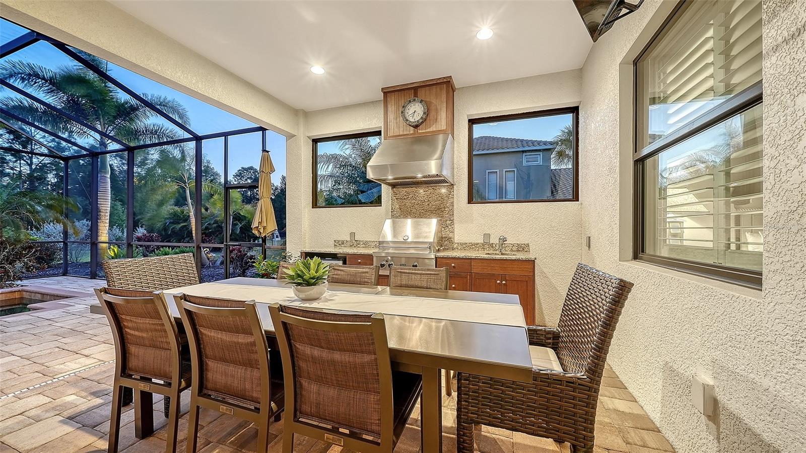 Image 73 of 93 For 15404 Linn Park Terrace