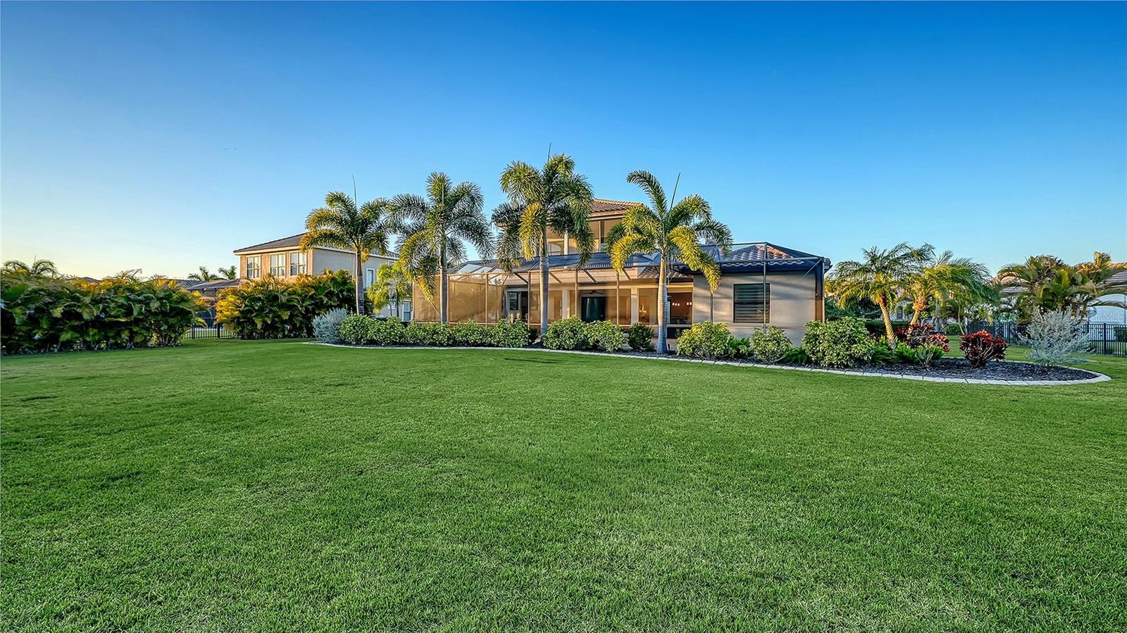 Image 86 of 93 For 15404 Linn Park Terrace