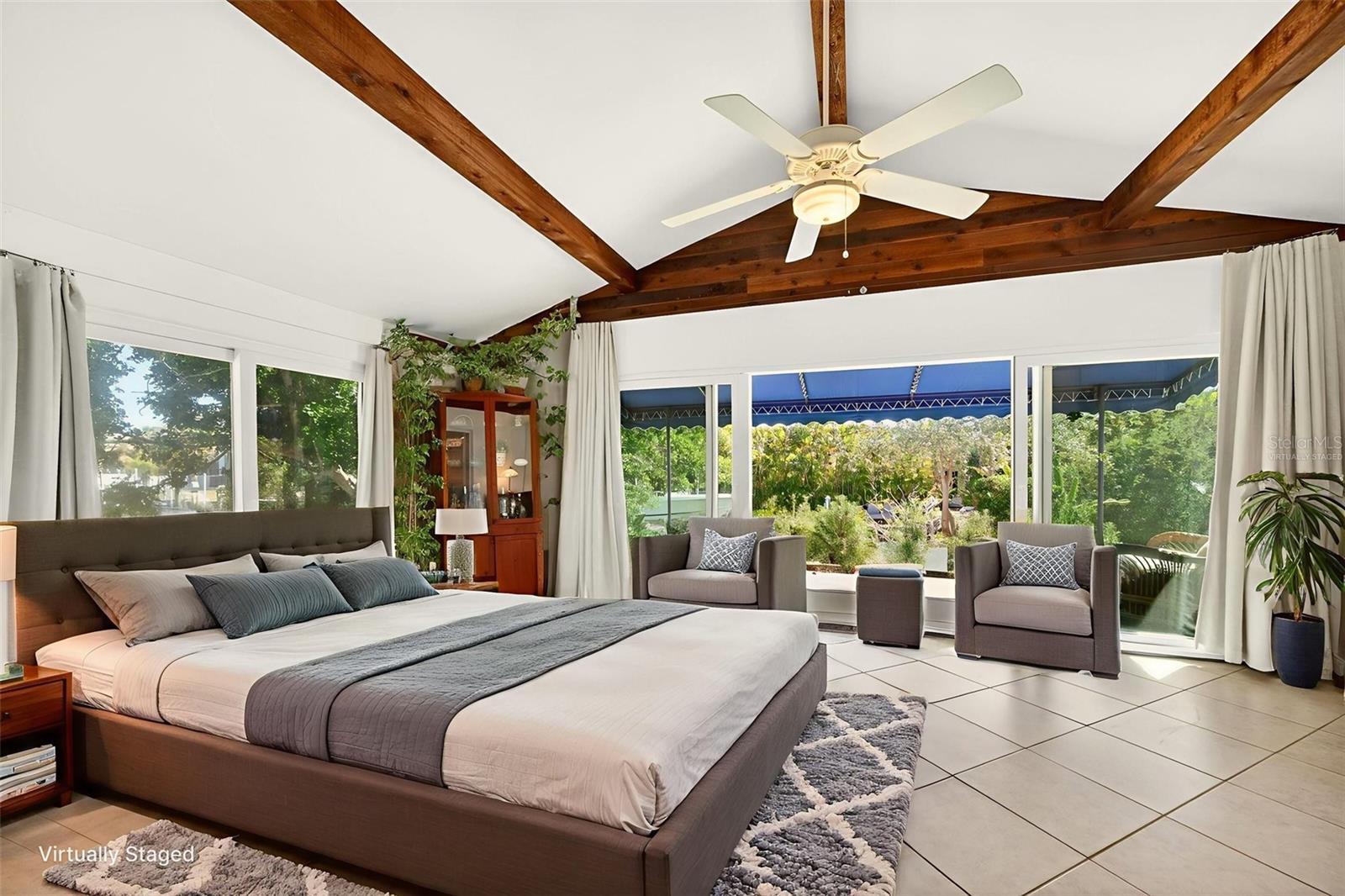 Image 21 of 43 For 550 De Narvaez Drive