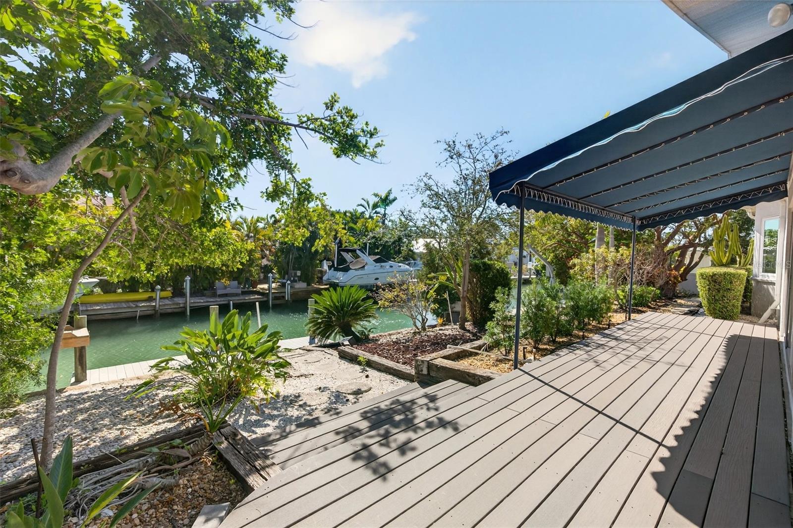 Image 28 of 43 For 550 De Narvaez Drive