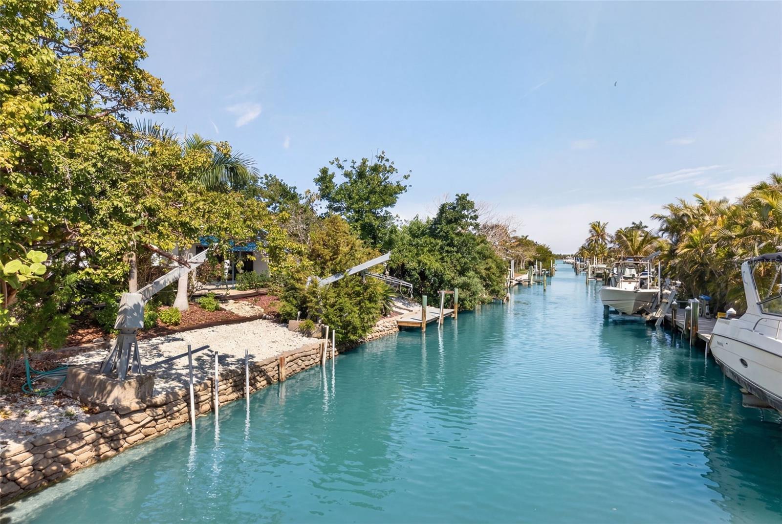 Image 32 of 43 For 550 De Narvaez Drive