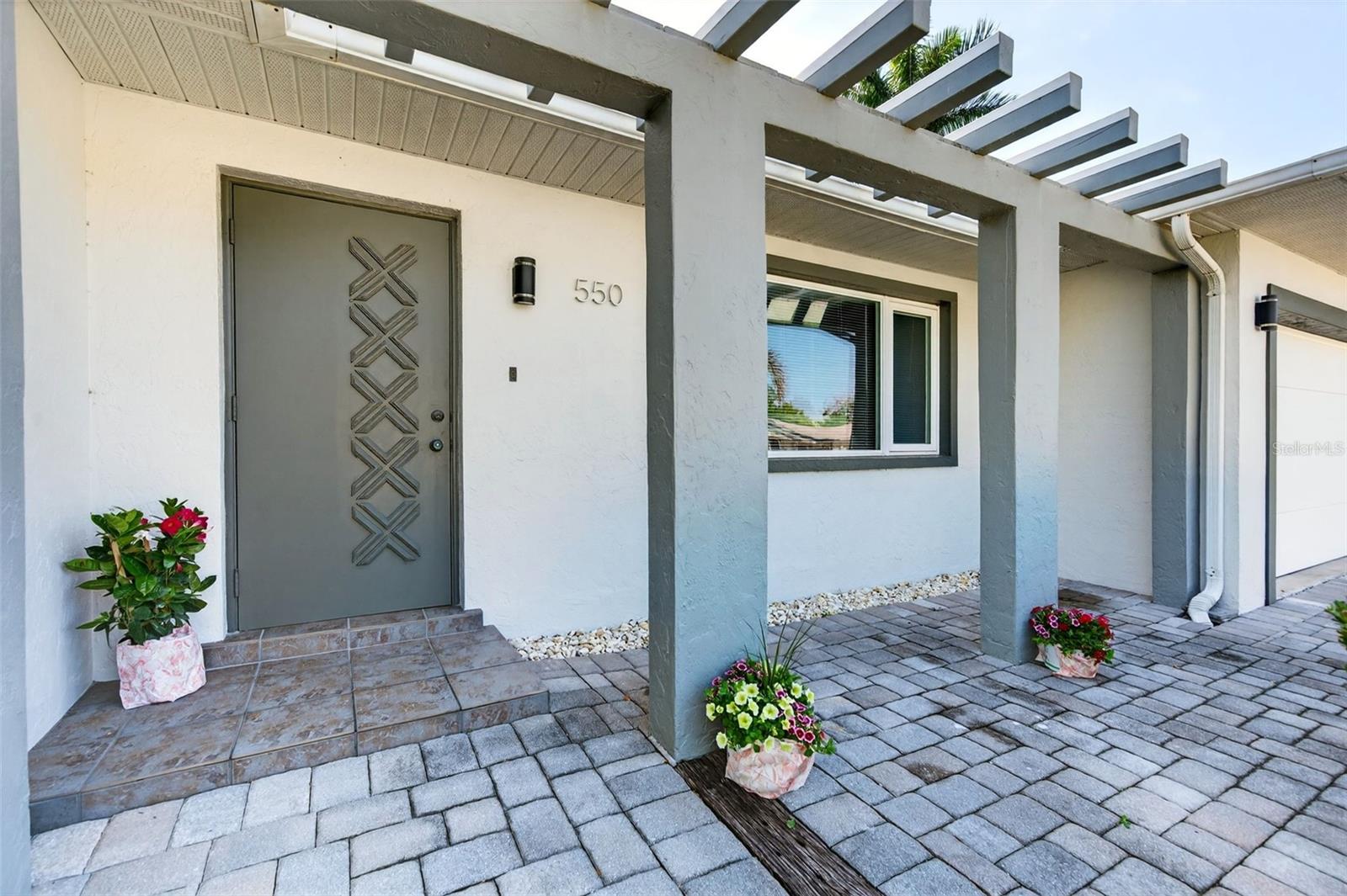 Image 7 of 43 For 550 De Narvaez Drive