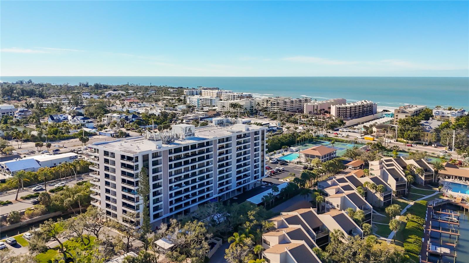 Image 51 of 52 For 6415 Midnight Pass Road 705