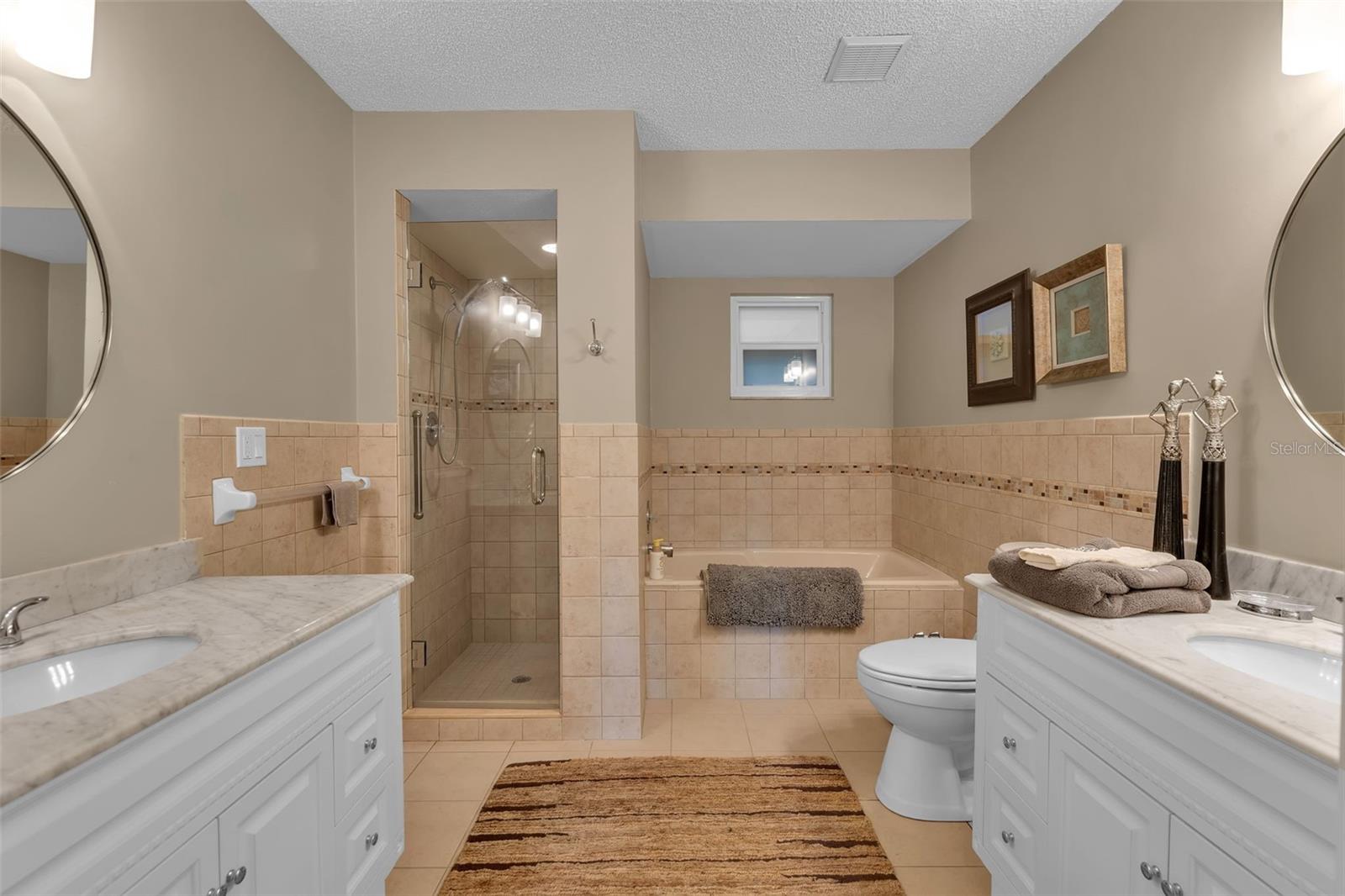 Image 21 of 40 For 3406 Avenida Madera  B