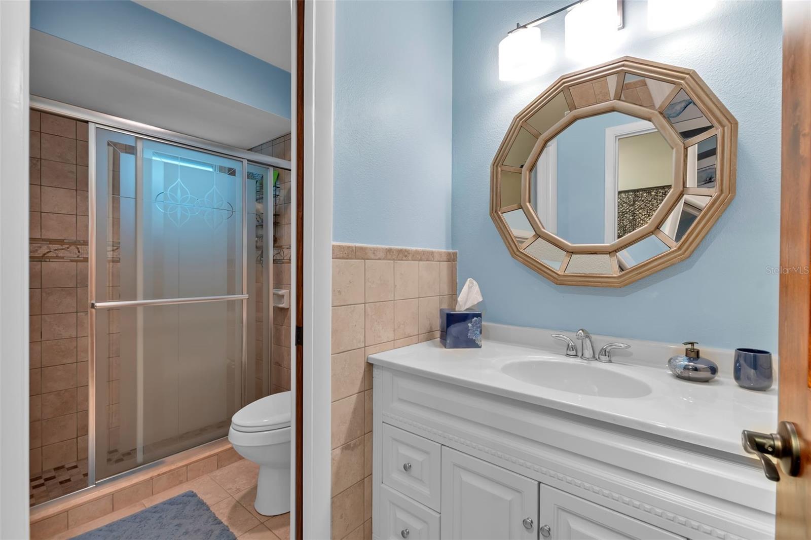 Image 27 of 40 For 3406 Avenida Madera  B