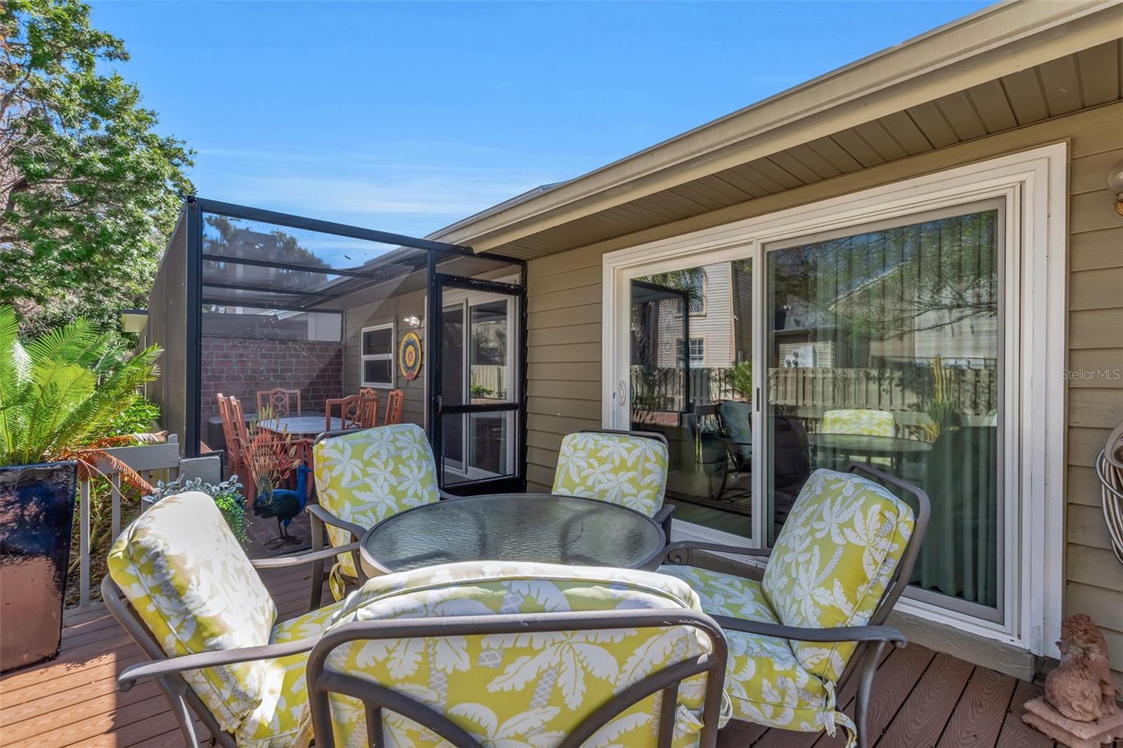 Image 33 of 40 For 3406 Avenida Madera  B