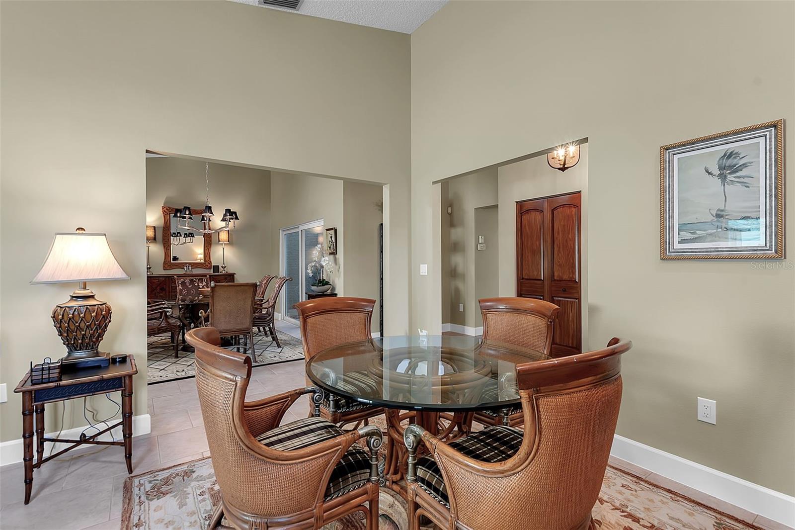 Image 7 of 40 For 3406 Avenida Madera  B